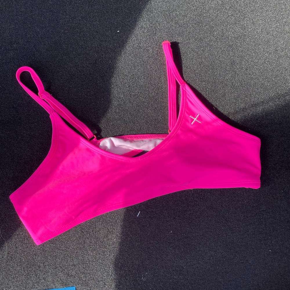 Boutine la hot pink top